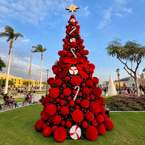 Árbol de Quavii 2024 — árbol navideño producido por Ornamenta
