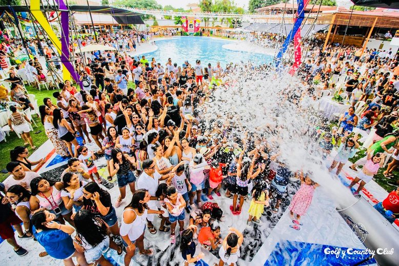 Carnaval Golf y Country Club Trujillo — evento producido por Ornamenta